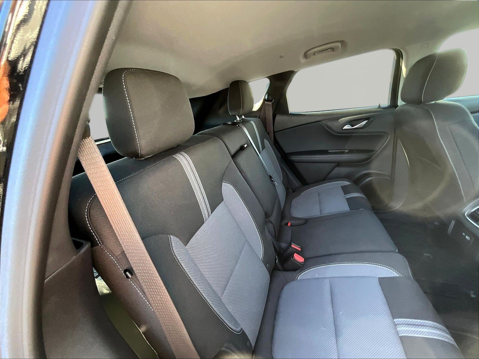 Used 2024 Chevrolet Blazer LT w/ Convenience Package FWD image 25