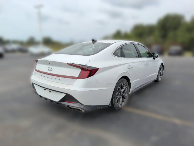 Used 2020 Hyundai Sonata SEL w/ Convenience Package FWD image 3