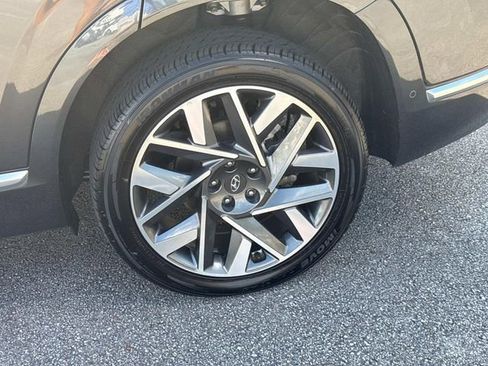 Used 2023 Hyundai Santa Fe Calligraphy image 11