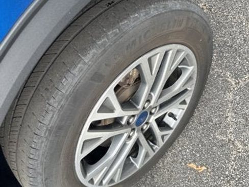 Used 2022 Ford Escape SEL w/ Technology Package image 22