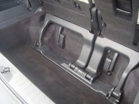 Used 2024 Toyota Sienna XLE image 25