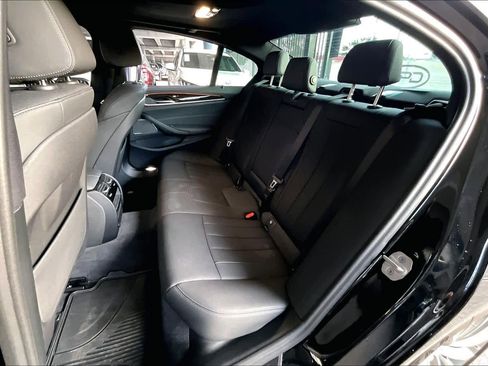 Certified 2023 BMW 530i xDrive w/ Premium Package image 19