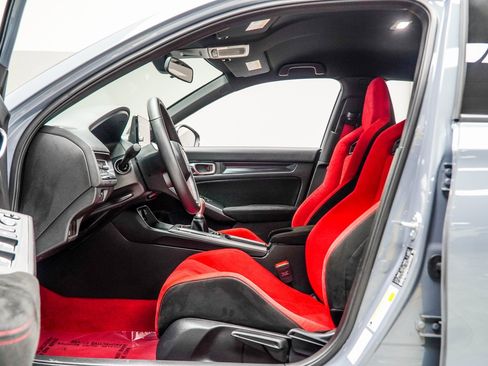 Used 2023 Honda Civic Type R image 37
