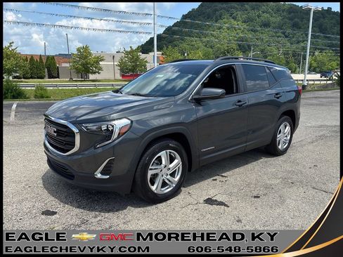 Used 2021 GMC Terrain SLE w/ Driver Convenience Package AWD/4WD image 1