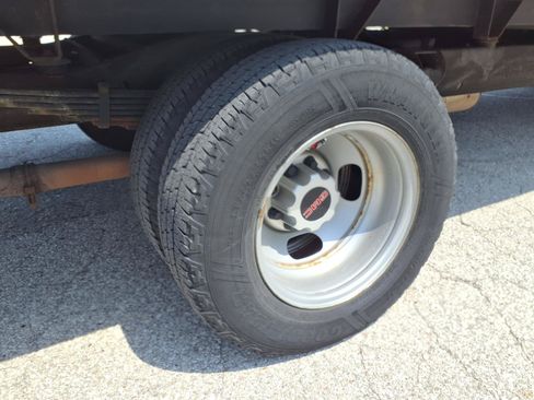 Used 2019 GMC Savana 3500 w/ Power Convenience Package RWD image 31