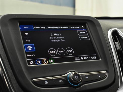 Used 2024 Chevrolet Equinox LT w/ LPO, Floor Liner Package FWD image 18