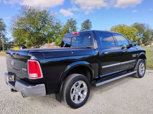 Used 2015 RAM 1500 Laramie w/ Convenience Group image 6