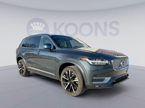 Certified 2023 Volvo XC90 B6 Plus w/ Protection Package image 10
