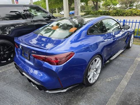 Used 2025 BMW M4 Coupe w/ Executive Package RWD image 3