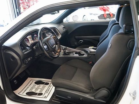 Used 2020 Dodge Challenger R/T image 23