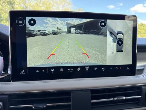 New 2026 Lincoln Corsair Premiere image 24