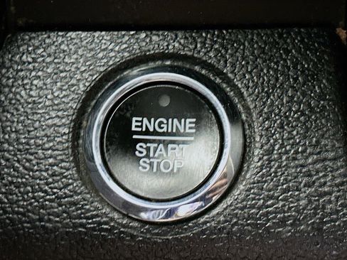 Used 2018 Ford F450 Platinum w/ Platinum Ultimate Package AWD/4WD image 28