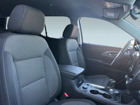 Used 2020 Chevrolet Traverse LS w/ LPO, Floor Liner Package image 31