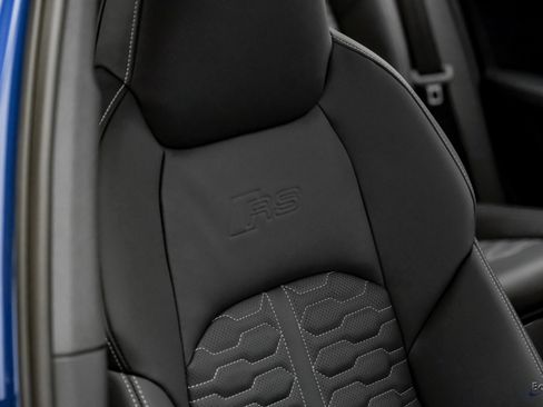 Used 2025 Audi RS 6 performance image 47