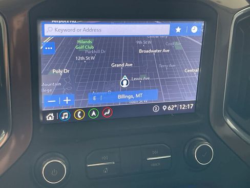 Used 2020 Chevrolet Silverado 1500 High Country w/ Technology Package AWD/4WD image 18