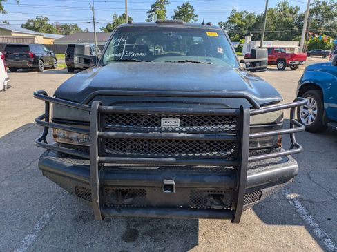 Used 2005 Chevrolet Silverado 3500 LT w/ Heavy-Duty Power Package AWD/4WD image 2