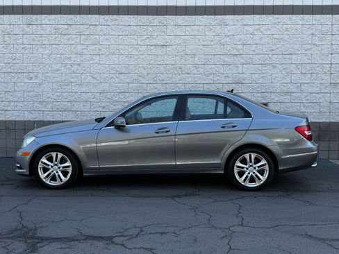 Used 2013 Mercedes-Benz C 300 4MATIC Sedan image 26
