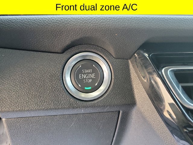Used 2024 Chevrolet Traverse RS AWD/4WD image 17