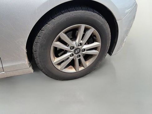 Used 2017 Hyundai Sonata SE FWD image 10