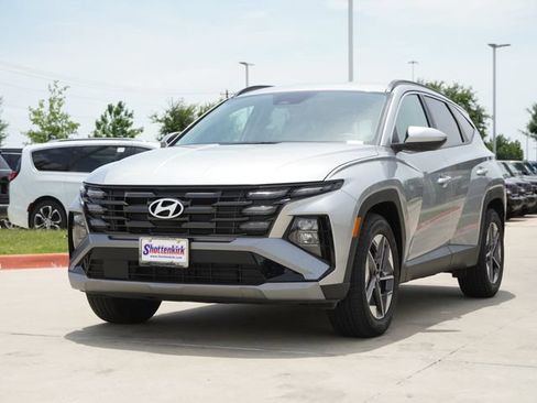 Used 2026 Hyundai Tucson SEL FWD image 3