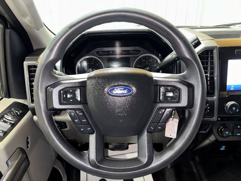 Used 2022 Ford F250 XLT w/ XLT Value Package AWD/4WD image 18