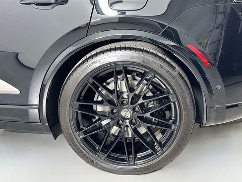 Used 2025 Porsche Macan Turbo Electric image 34