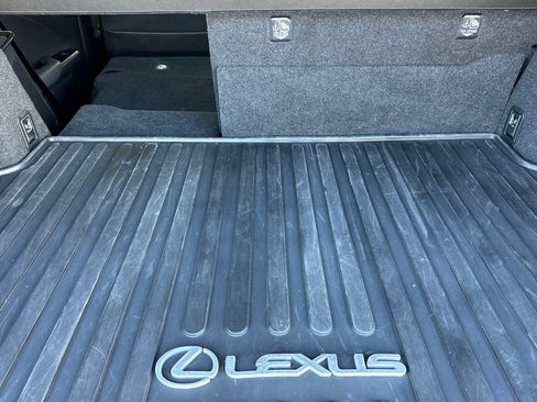 Used 2023 Lexus UX 250h FWD w/ Accessory Package (Z2) image 15