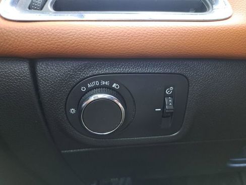 Used 2018 Chevrolet Cruze LT w/ Leather Package image 21