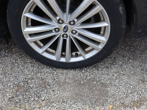 Used 2015 Subaru Impreza 2.0i Limited image 10