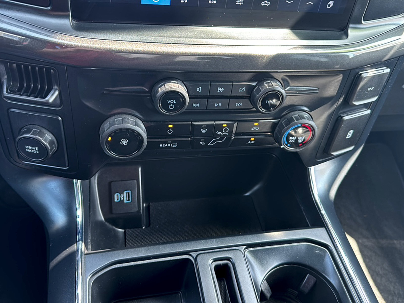 Used 2024 Ford F150 STX RWD image 19