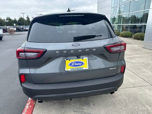 Used 2025 Ford Escape ST-Line AWD/4WD image 3
