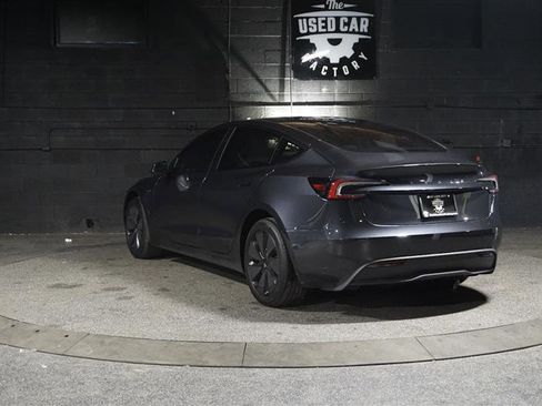 Used 2025 Tesla Model 3 Long Range image 3