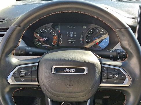 Used 2022 Jeep Compass Limited image 19