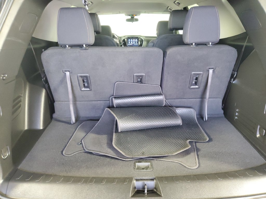 Used 2020 Chevrolet Traverse LT FWD image 32