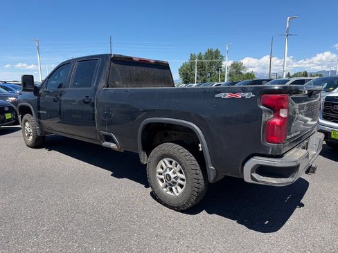 Used 2024 Chevrolet Silverado 2500 LT w/ Convenience Package AWD/4WD image 2