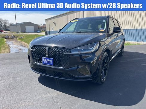 Used 2025 Lincoln Aviator Reserve w/ Equipment Group 201A AWD/4WD image 8