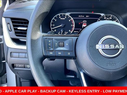 Used 2023 Nissan Rogue SV AWD/4WD image 11