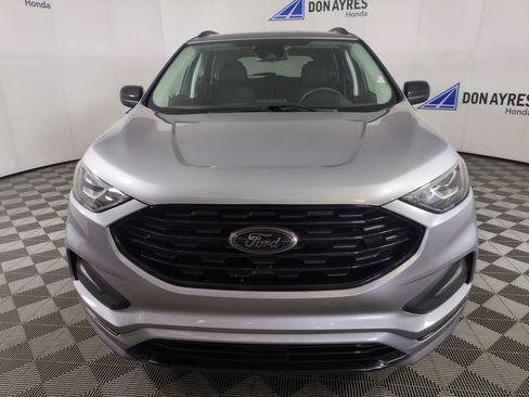 Used 2023 Ford Edge SE w/ Black Appearance Package image 10