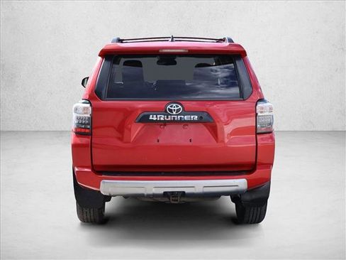 Used 2019 Toyota 4Runner TRD Off-Road Premium AWD/4WD image 7