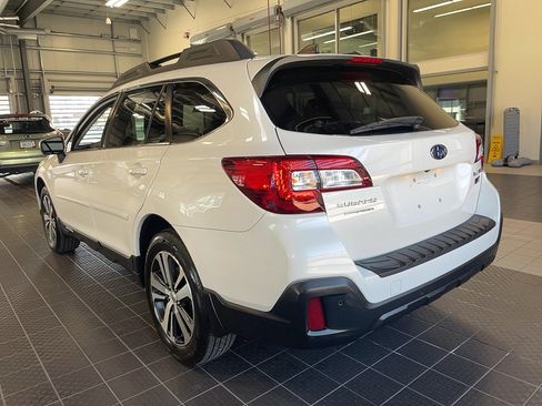Used 2019 Subaru Outback 2.5i Limited image 16