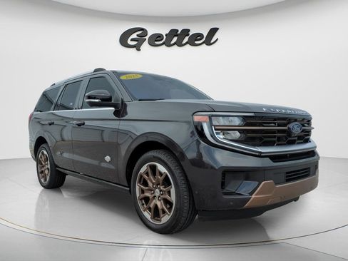 Used 2025 Ford Expedition King Ranch AWD/4WD image 3
