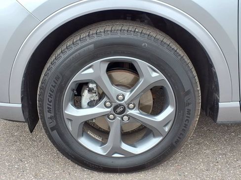 Used 2024 Ford Escape ST-Line w/ Tech Pack #1 AWD/4WD image 9