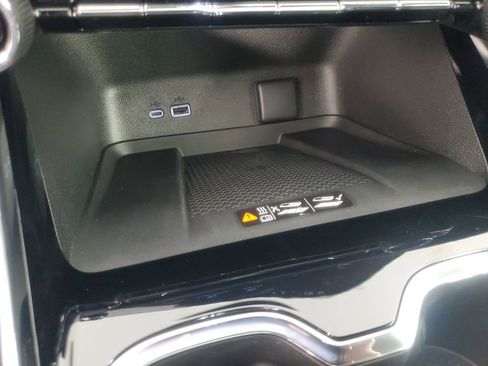 New 2026 Chevrolet Traverse LT w/ Sun and Wheel Package image 18