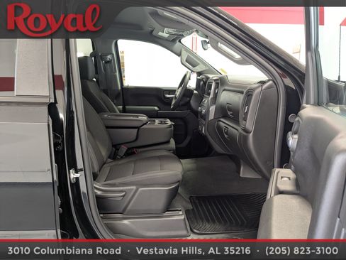 Used 2026 Chevrolet Silverado 1500 Custom w/ Turbomax Blackout Package RWD image 8
