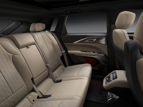 New 2025 Cadillac Lyriq Luxury image 69