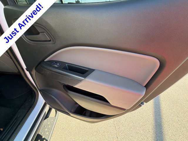 Used 2022 Chevrolet Colorado W/T w/ WT Convenience Package RWD image 34