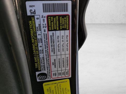 Used 2016 Toyota Highlander XLE image 14