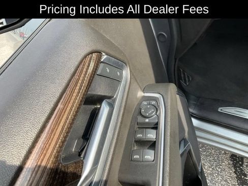 Used 2025 Chevrolet Silverado 1500 LT AWD/4WD image 8