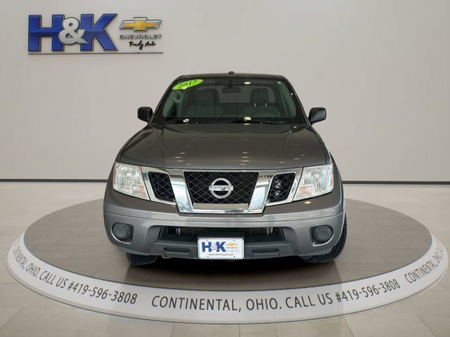 Used 2017 Nissan Frontier SV AWD/4WD image 2