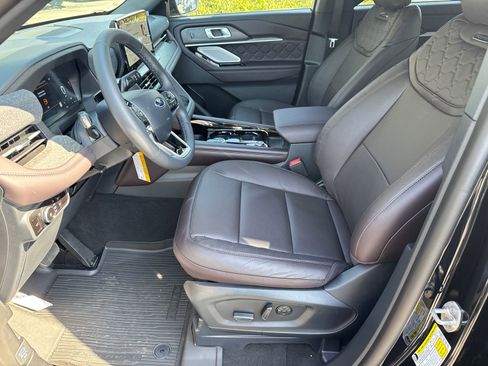 New 2026 Ford Explorer Platinum w/ LUX Leather Package AWD/4WD image 10
